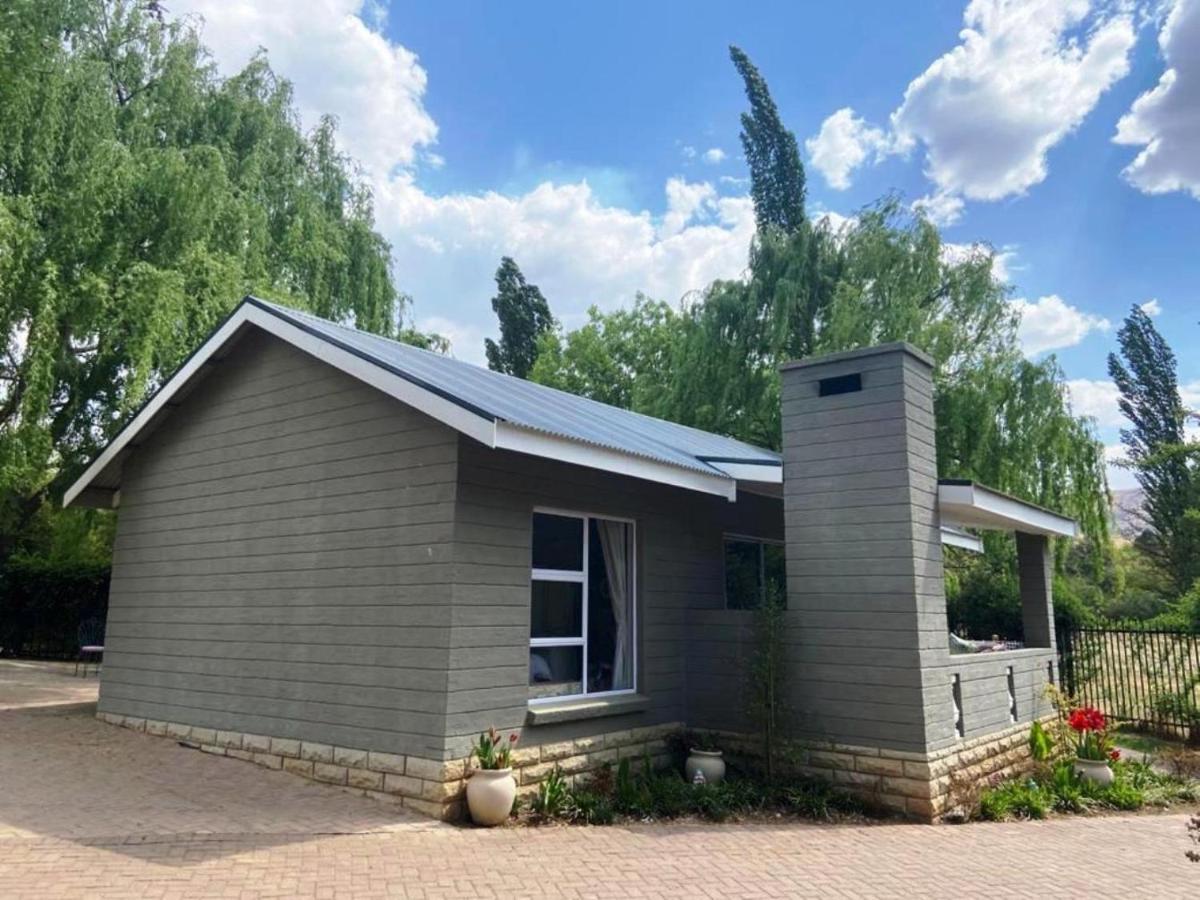 Mont Rouge Hotel Clarens Exterior photo