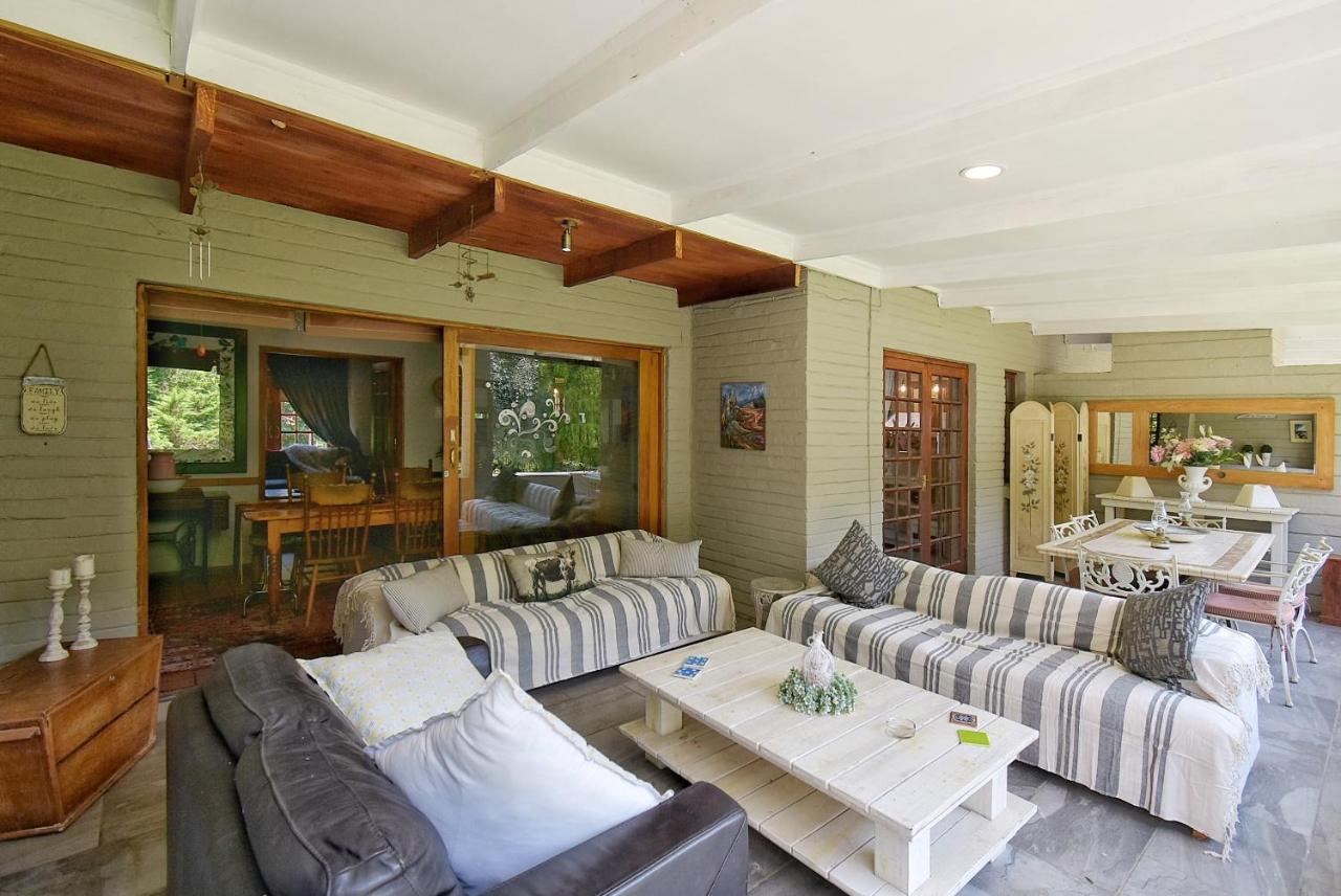 Mont Rouge Hotel Clarens Exterior photo
