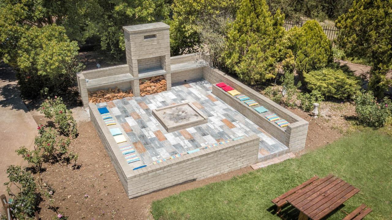 Mont Rouge Hotel Clarens Exterior photo